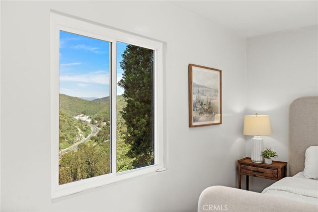 696 Mystic View, Laguna Beach, CA 92651