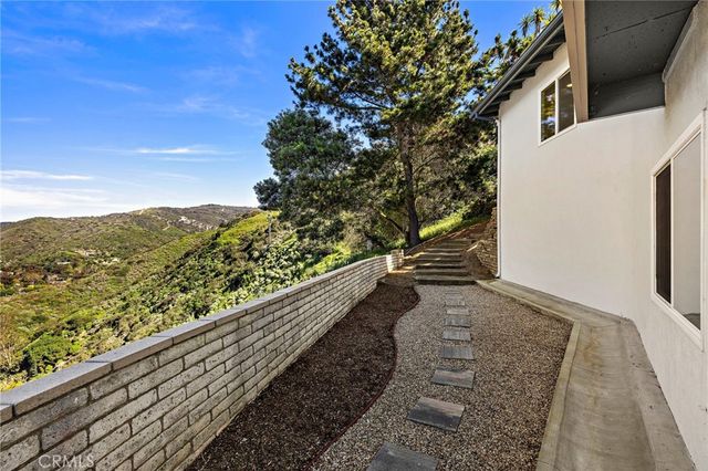 696 Mystic View, Laguna Beach, CA 92651