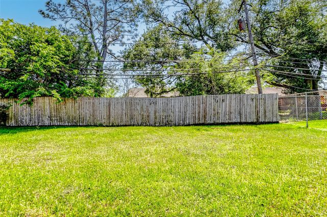 5318 Botany Lane, Houston, TX 77048