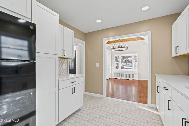 22 Elmwood Court, North Greenbush, NY 12198