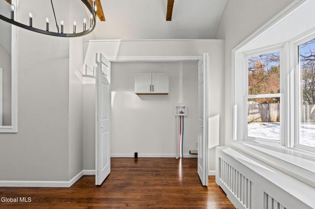 22 Elmwood Court, North Greenbush, NY 12198