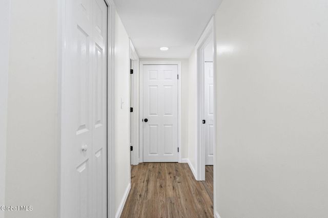 22 Elmwood Court, North Greenbush, NY 12198