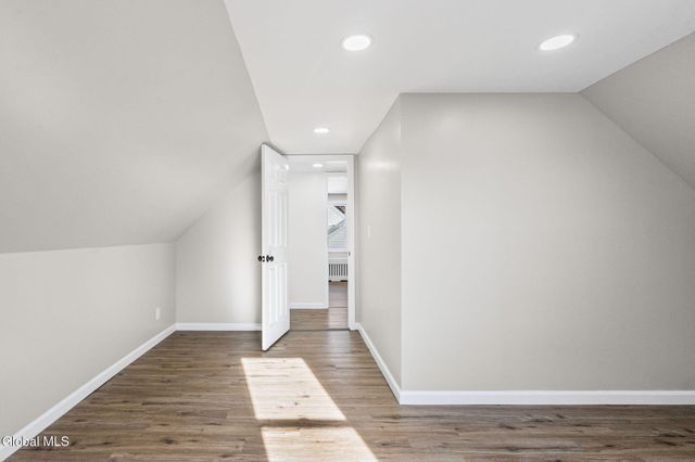 22 Elmwood Court, North Greenbush, NY 12198