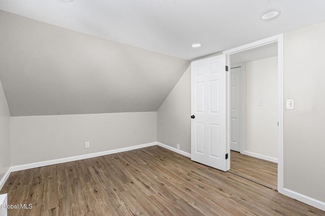 22 Elmwood Court, North Greenbush, NY 12198