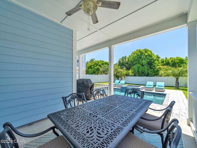 623 Lyndell Lane, Panama City Beach, FL 32407