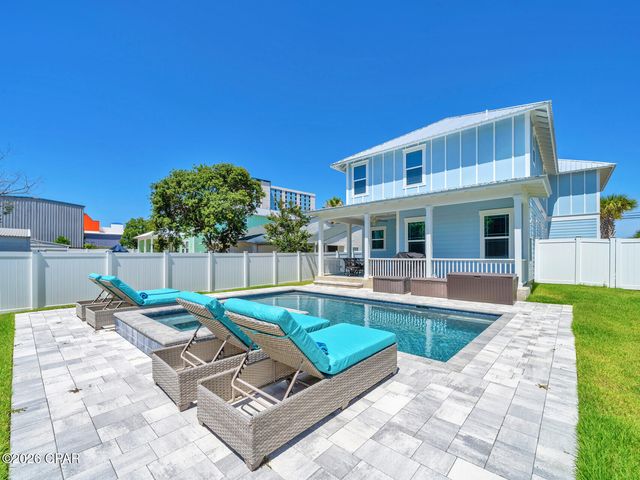 623 Lyndell Lane, Panama City Beach, FL 32407