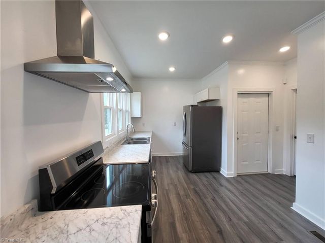 1016 Caldwell Street, Greensboro, NC 27406