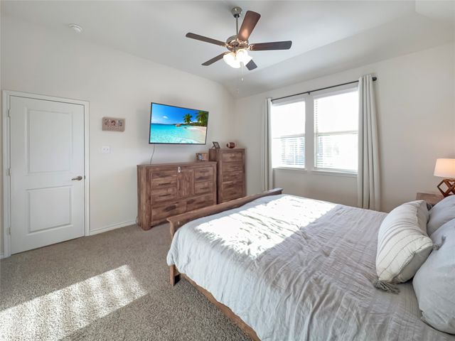 3223 Hunters Glen Drive, Aubrey, TX 76227