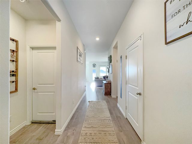 3223 Hunters Glen Drive, Aubrey, TX 76227