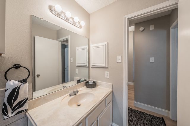 9948 Pack Saddle Trail, Fort Worth, TX 76108