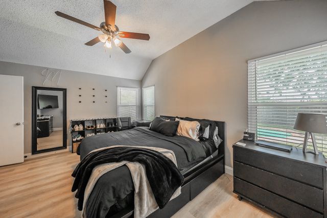 9948 Pack Saddle Trail, Fort Worth, TX 76108