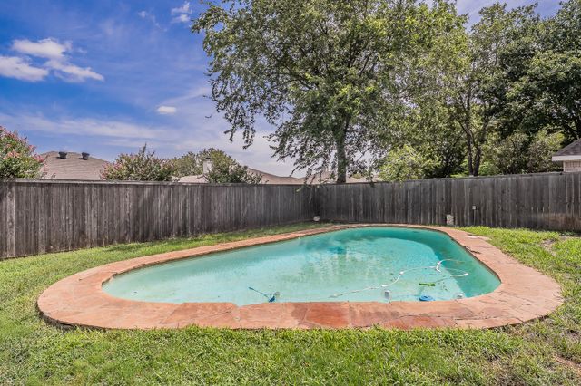 9948 Pack Saddle Trail, Fort Worth, TX 76108