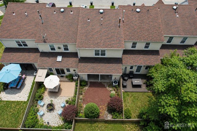 12 Anderson Court, East Brunswick, NJ 08816