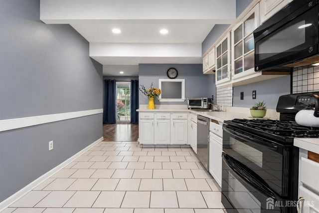 12 Anderson Court, East Brunswick, NJ 08816