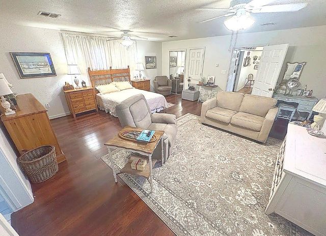 7302 Treewater Drive, Houston, TX 77072