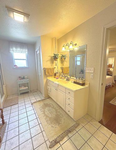 7302 Treewater Drive, Houston, TX 77072