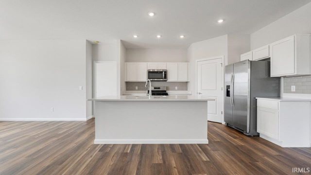 5057 Buffay Court, New Haven, IN 46774