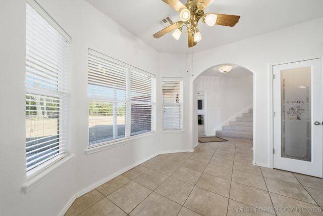 99 Eagle Drive, Sand Springs, OK 74063