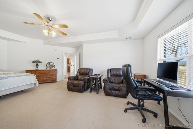 99 Eagle Drive, Sand Springs, OK 74063