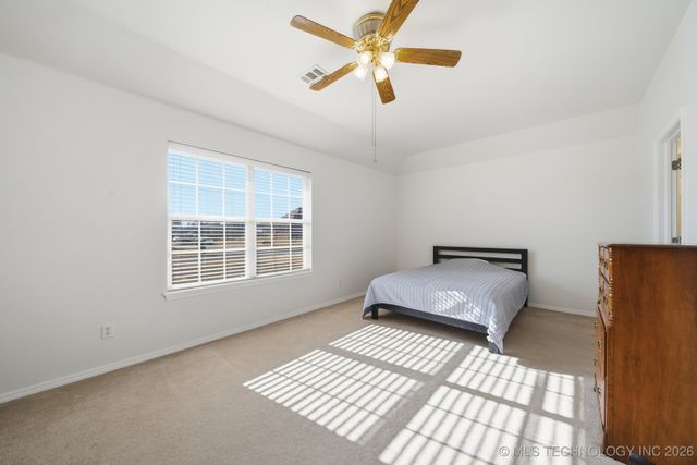 99 Eagle Drive, Sand Springs, OK 74063