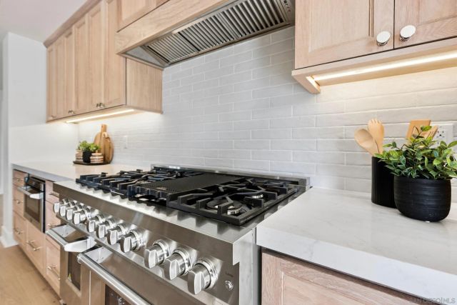 1312 3rd St, Coronado, CA 92118
