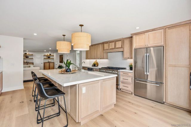 1312 3rd St, Coronado, CA 92118