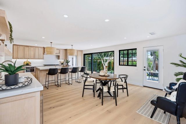 1312 3rd St, Coronado, CA 92118