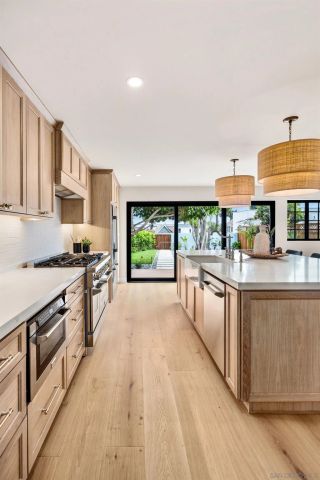 1312 3rd St, Coronado, CA 92118