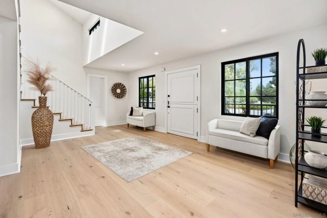 1312 3rd St, Coronado, CA 92118