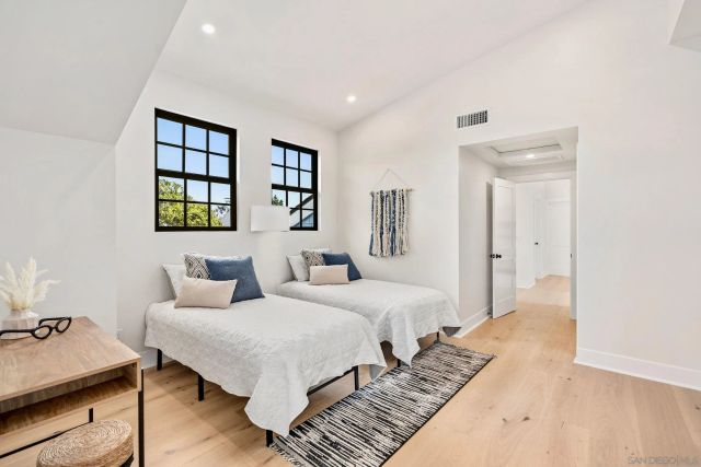 1312 3rd St, Coronado, CA 92118