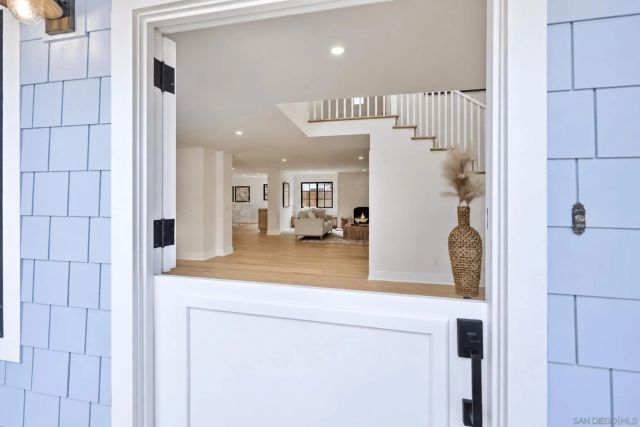 1312 3rd St, Coronado, CA 92118