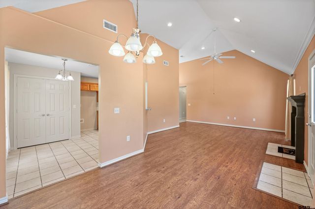 156 County road 2247, Mineola, TX 75773