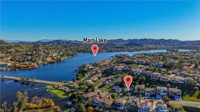 22207 Vacation, Canyon Lake, CA 92587
