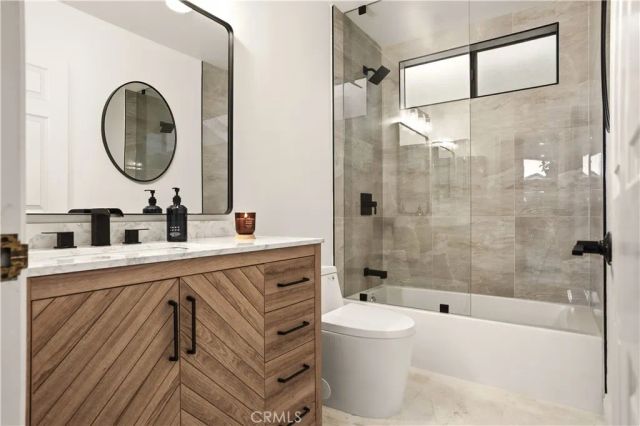 22207 Vacation, Canyon Lake, CA 92587