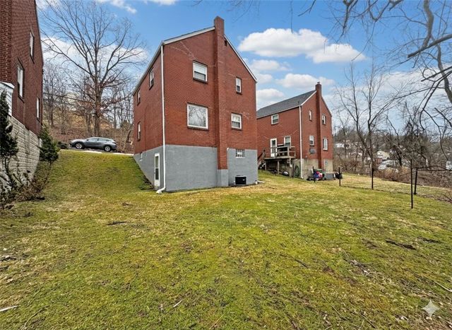 5901 Verona Rd, Penn Hills, PA 15147