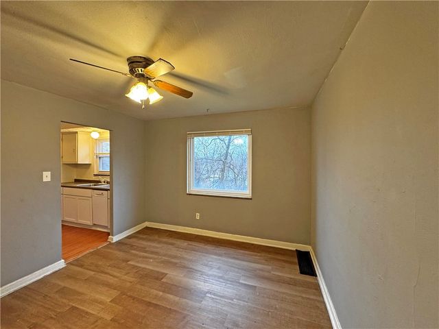 5901 Verona Rd, Penn Hills, PA 15147