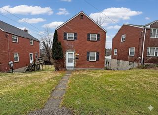 5901 Verona Rd, Penn Hills, PA 15147