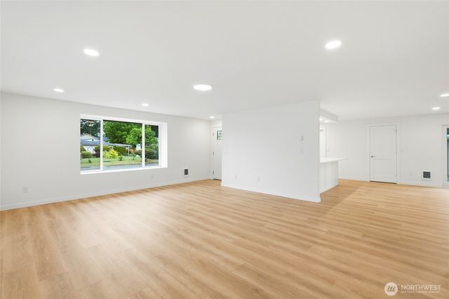 5417 119th Place NE, Marysville, WA 98271