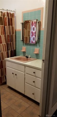 819 Princeton Drive, Dayton, OH 45406