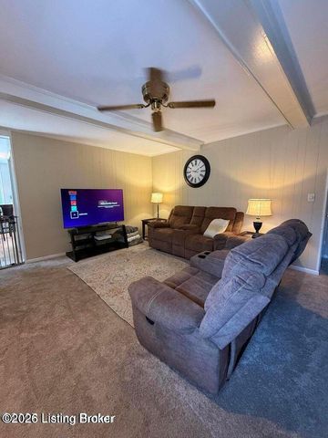 805 Kinross Pl, Louisville, KY 40243