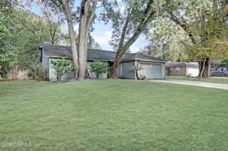 6143 SUNDEW Court, Jacksonville, FL 32244