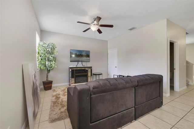 1209 SEBURN ROAD, Apopka, FL 32703