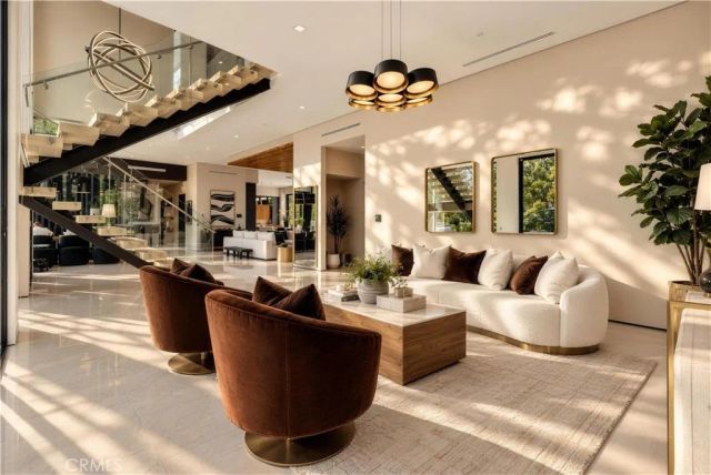 4940 Brewster Drive, Tarzana, CA 91356