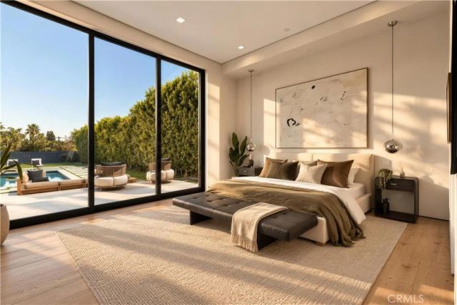 4940 Brewster Drive, Tarzana, CA 91356