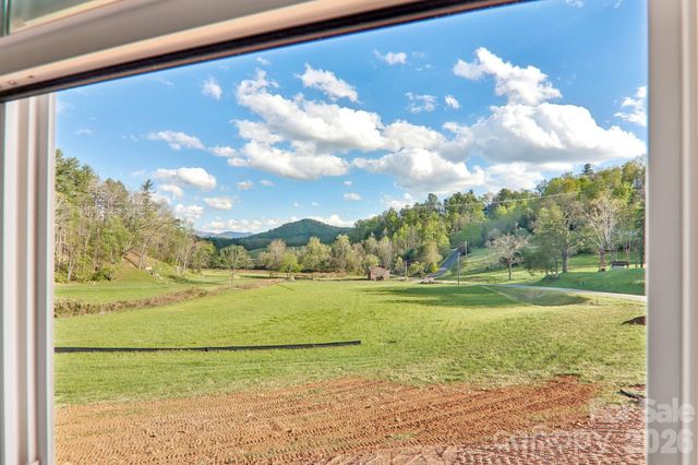 1060 California Creek Road, Mars Hill, NC 28754