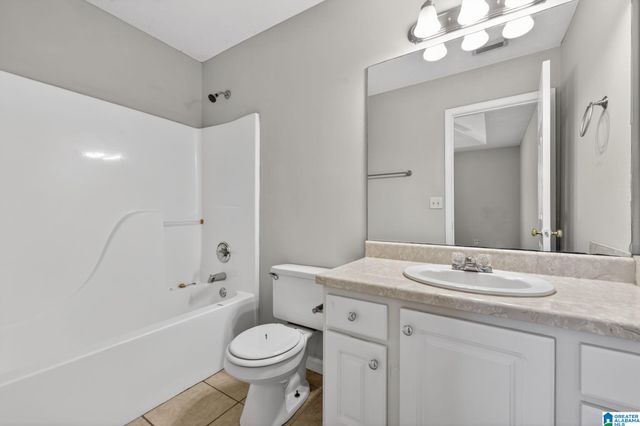 12320 S POINTE DRIVE, Moundville, AL 35474