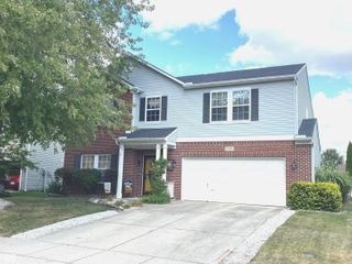 10190 Holly Berry Circle, Fishers, IN 46038