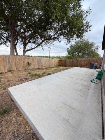 15023 Harbor Lndg, Von Ormy, TX 78073