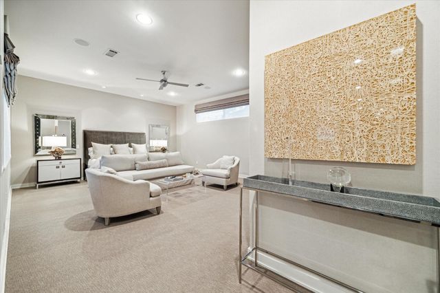 2211 Avalon Place, Houston, TX 77019