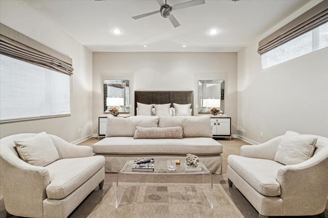 2211 Avalon Place, Houston, TX 77019